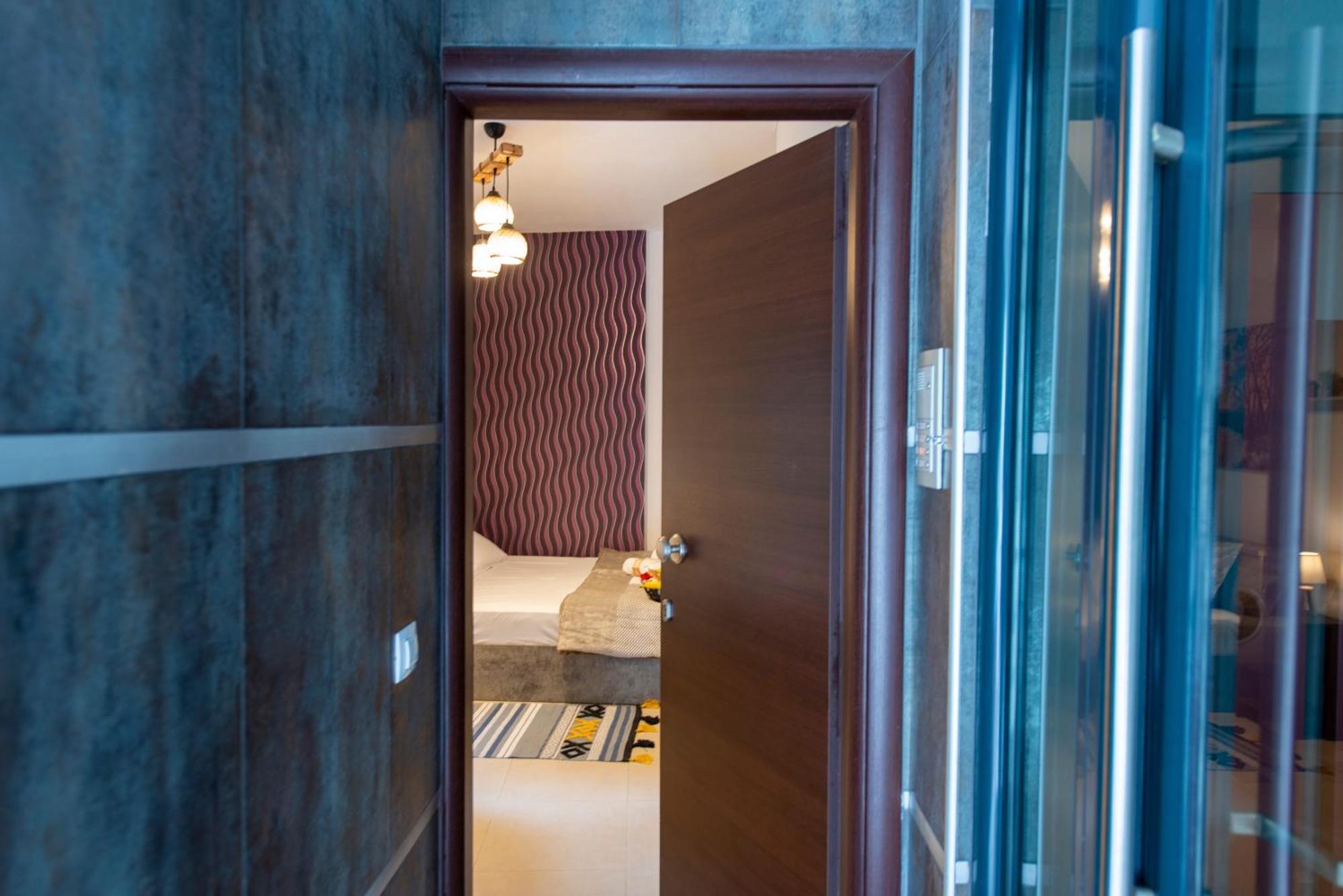 אדסה Central & Riverfront Room 1 מראה חיצוני תמונה