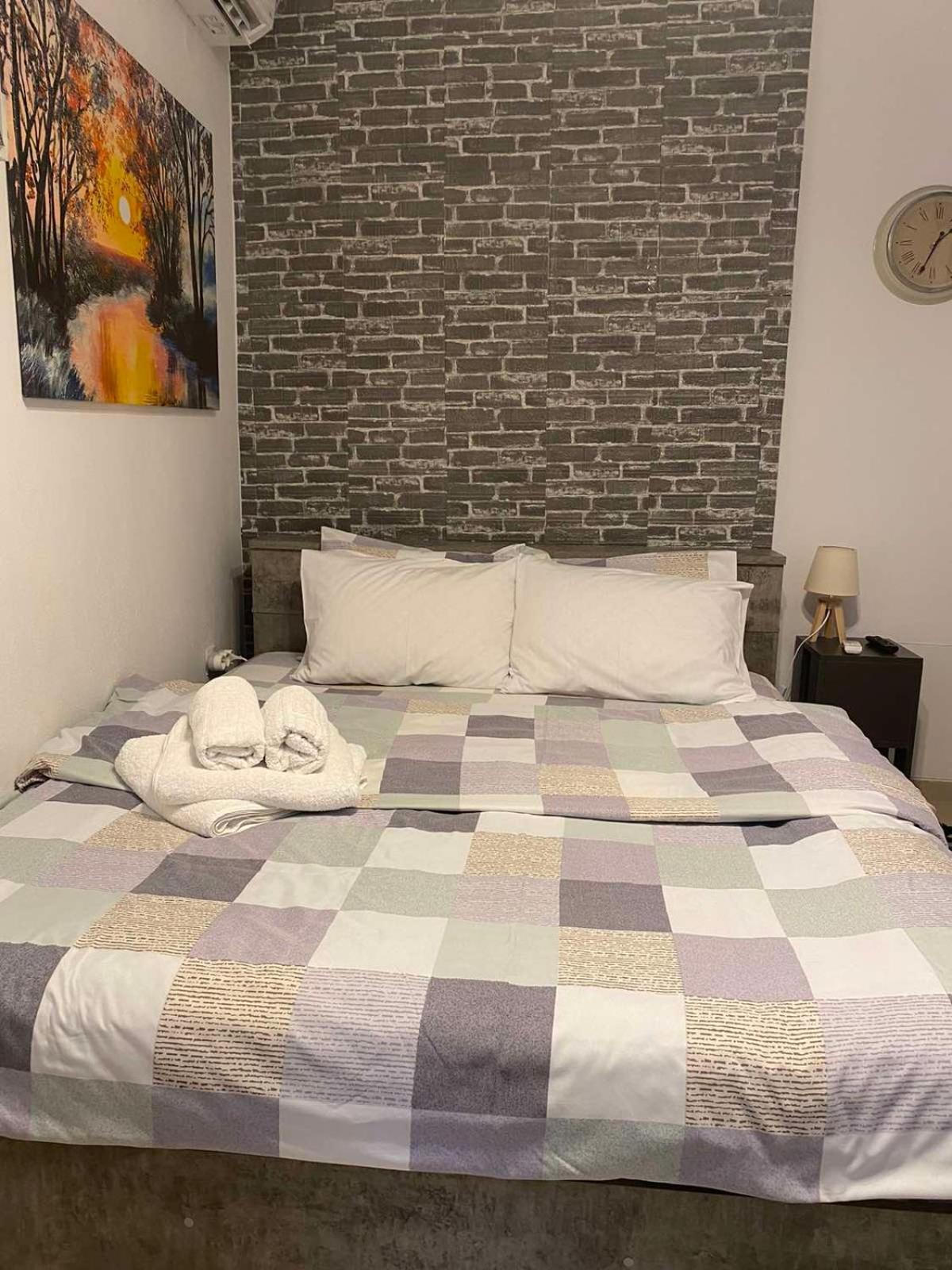 אדסה Central & Riverfront Room 1 מראה חיצוני תמונה