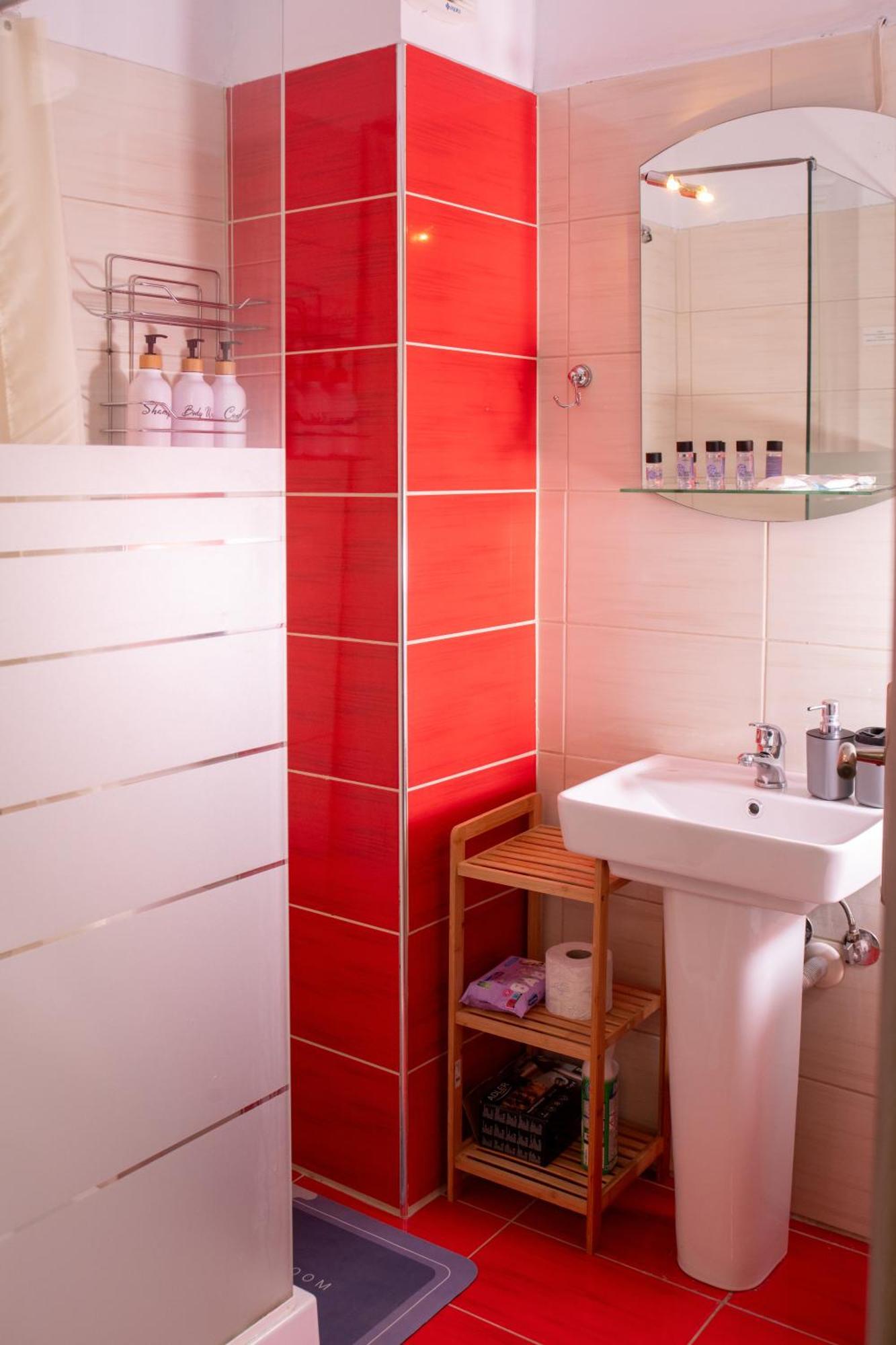 אדסה Central & Riverfront Room 1 מראה חיצוני תמונה