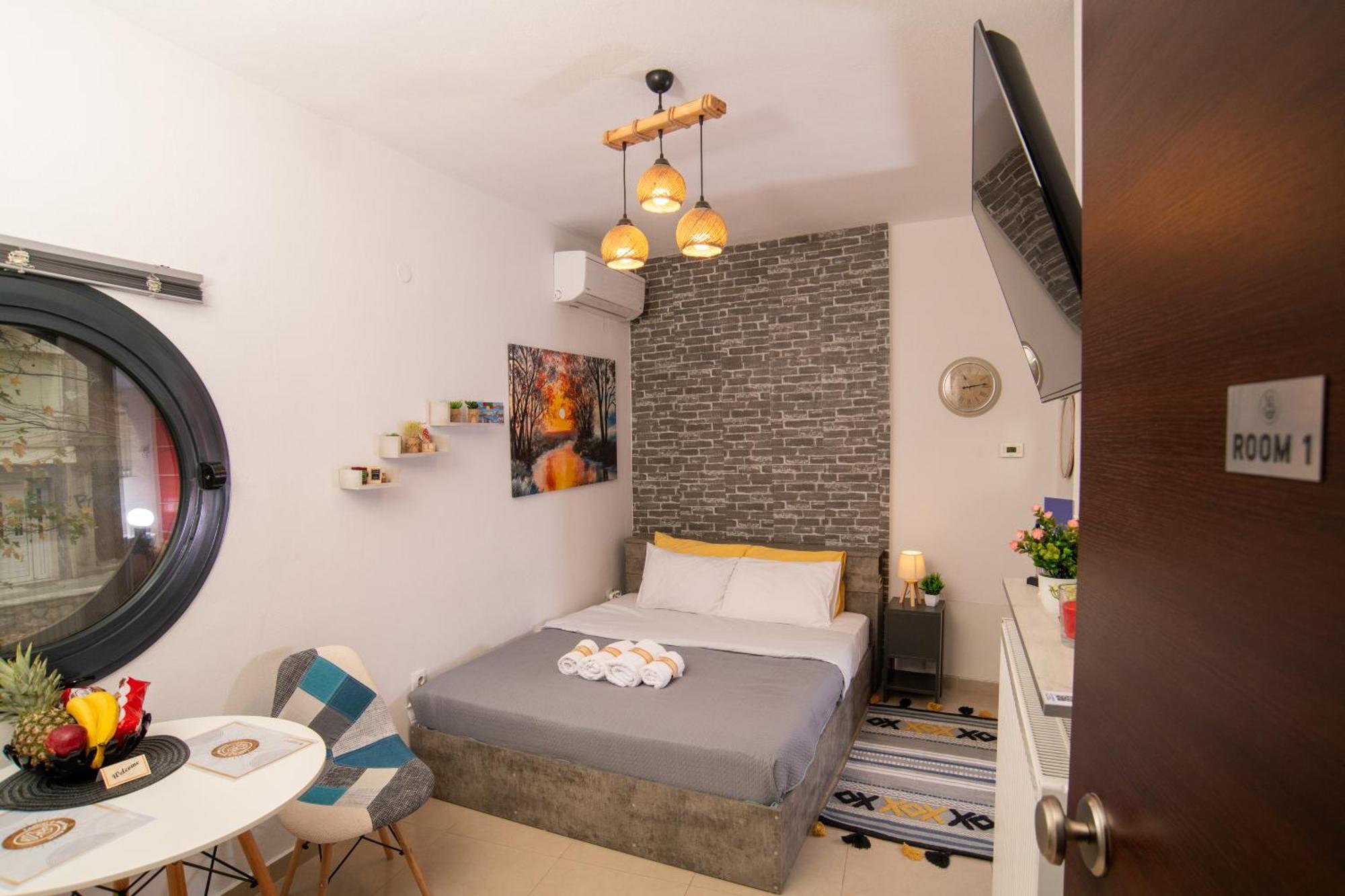 אדסה Central & Riverfront Room 1 מראה חיצוני תמונה